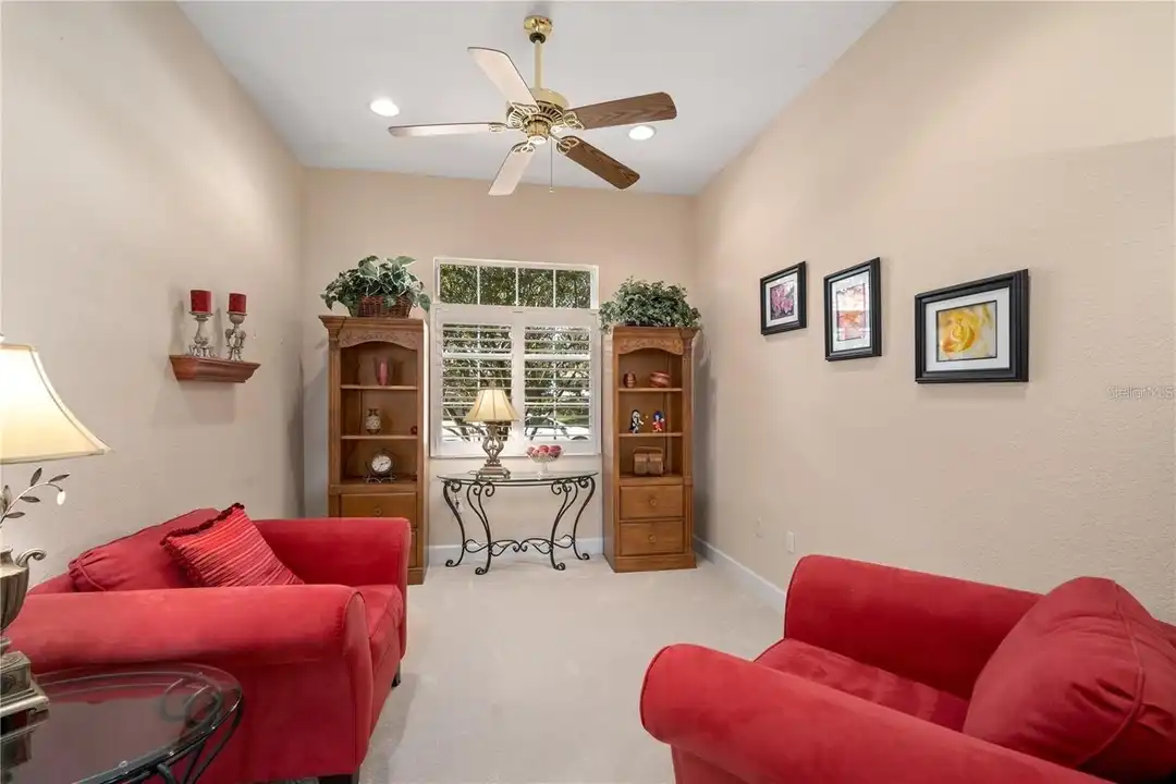 1023 Rainbow Ct - More