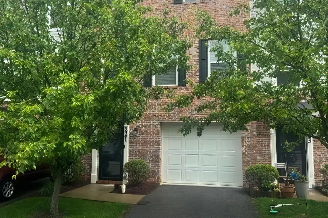 221 Faulk Dr – photo 1 of 13