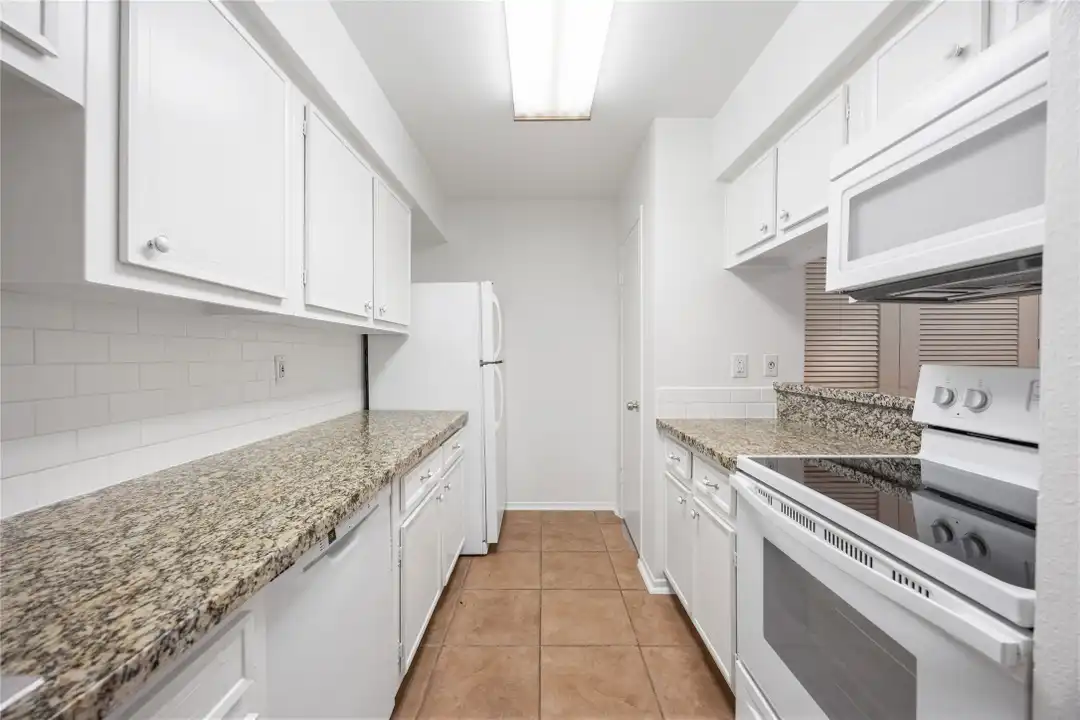 3131 Cummins St unit 3 - View 4
