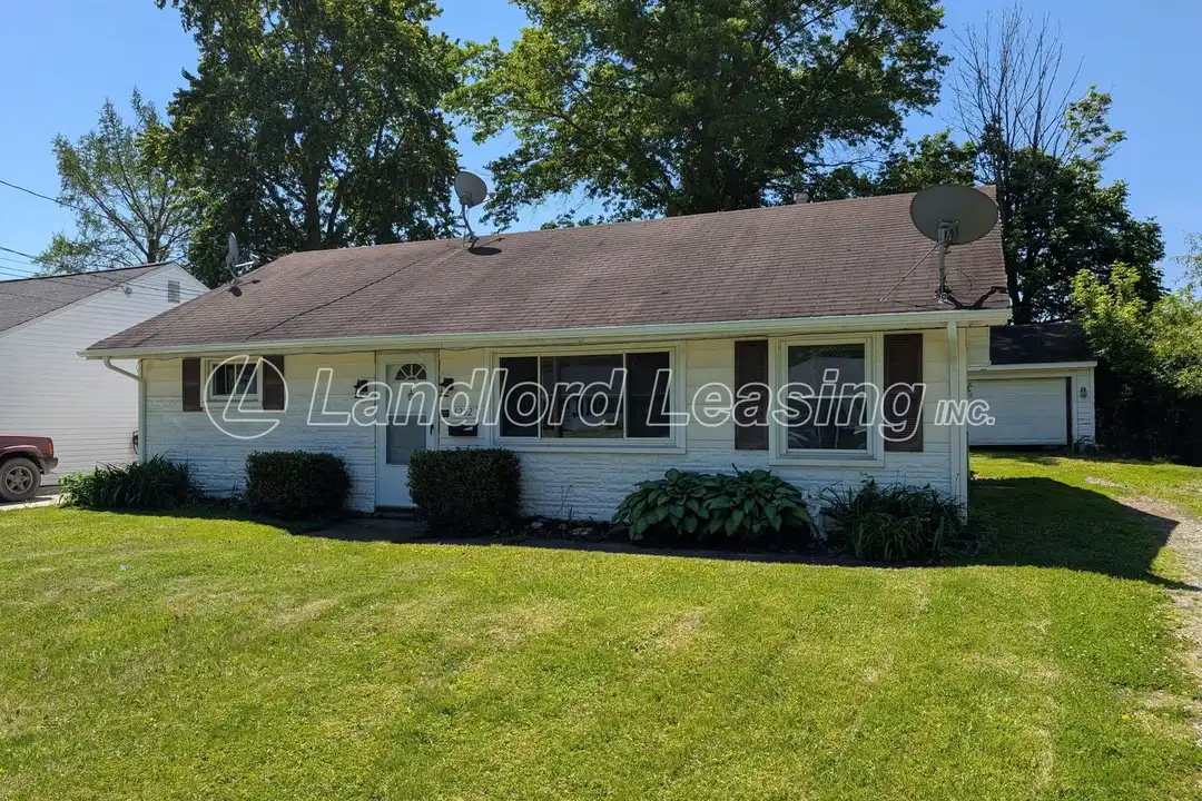 4252 Belle Ave – photo 1 of 14