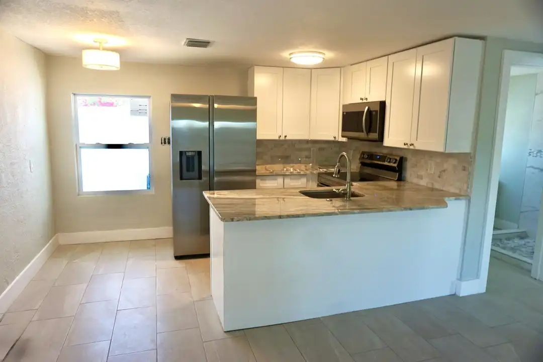 506 Engman St - View 2