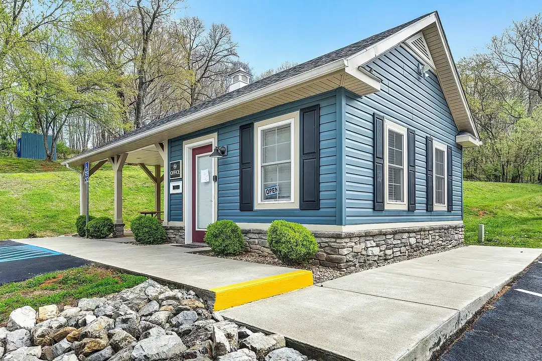 Mount Pleasant Villas – photo 1