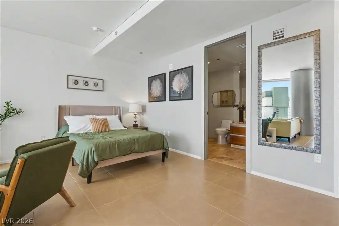 3726 S Las Vegas Blvd #2207 - View 2
