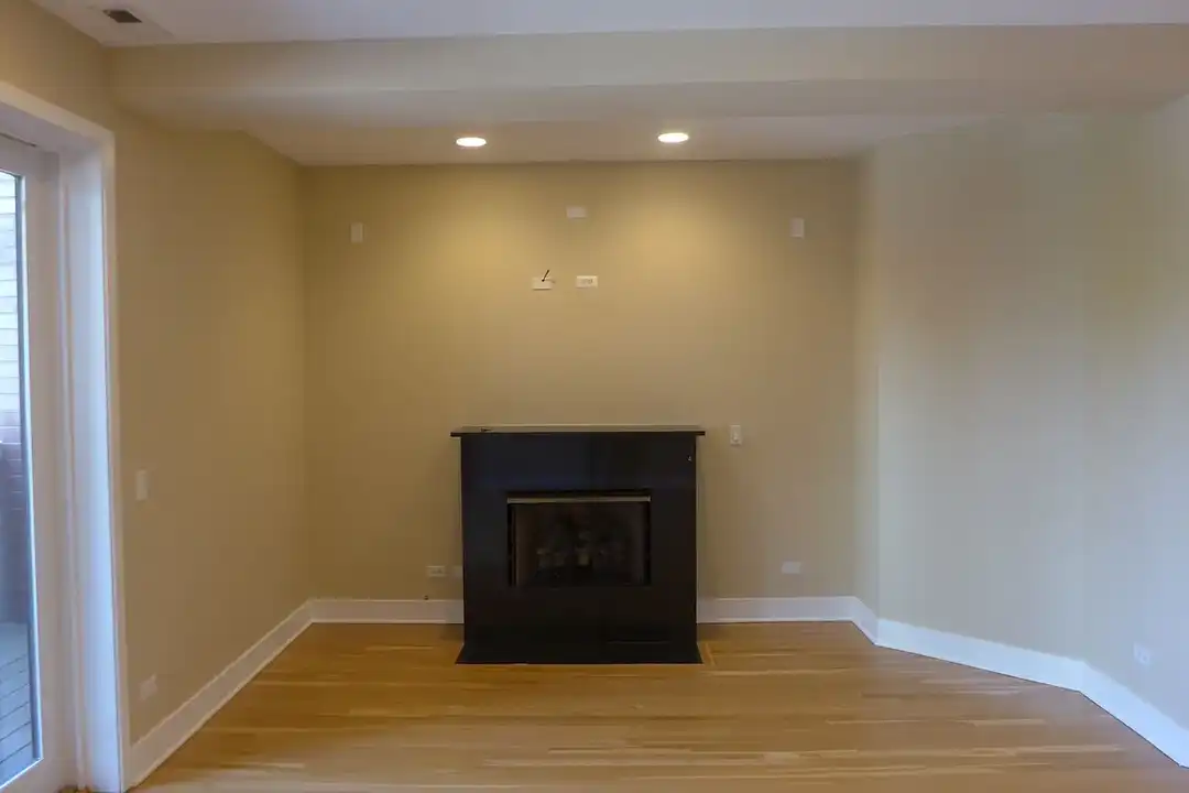 Apartment in West Chicago Township, Bucktown, Cook County - More