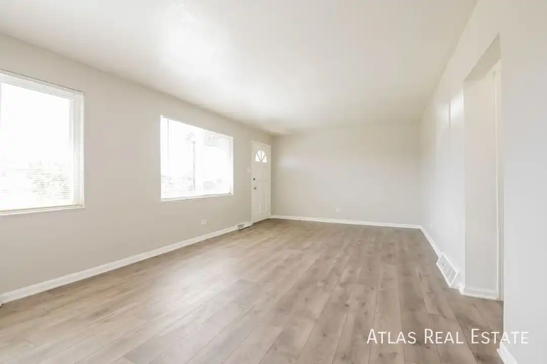 7137 E 60th Way - View 4