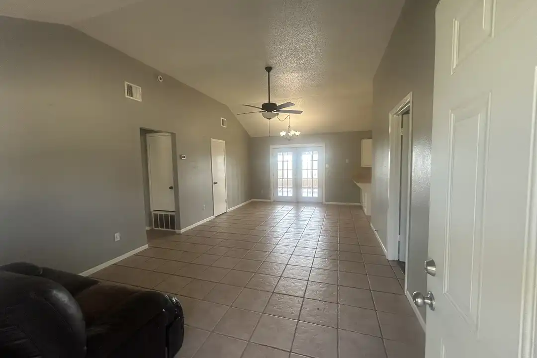 339 S Pleasant Hill Rd - View 5