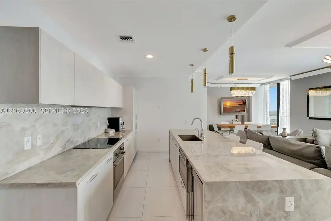 501 NE 31st St unit PH4302 - View 6