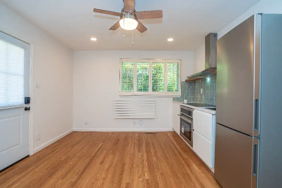 3985 Royal Arch Dr unit B - View 6