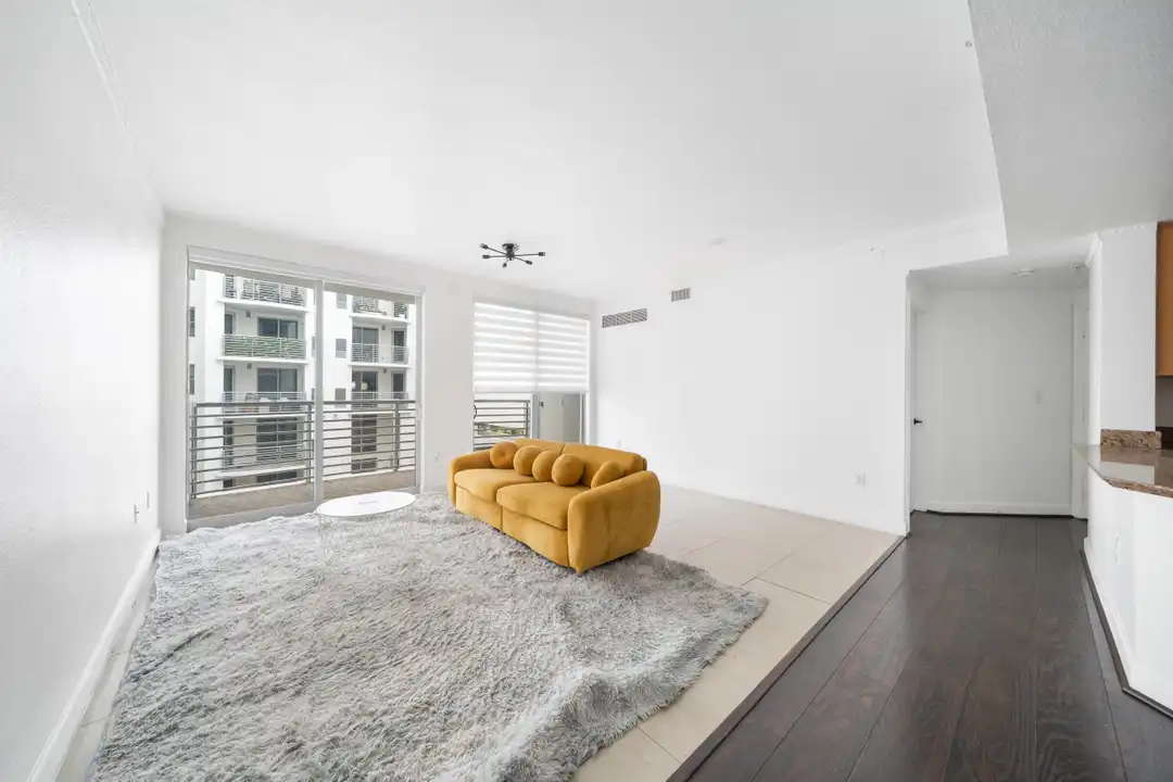 1830 Radius Dr unit 405 - View 3