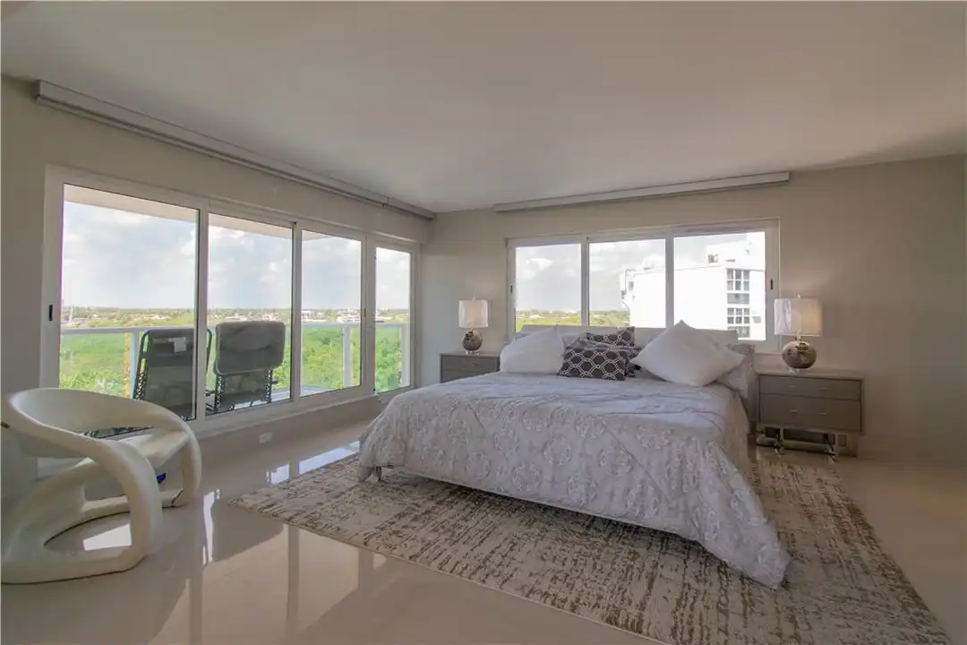 1151 N Fort Lauderdale Beach Blvd unit 6c - View 5