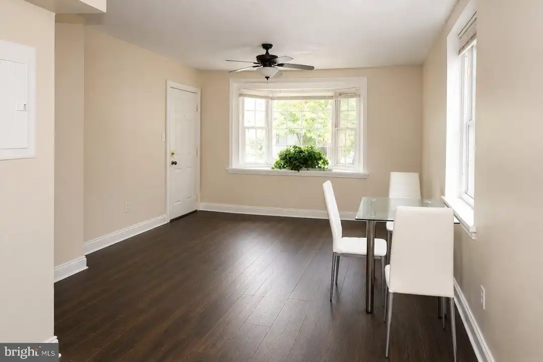 63 Galveston Pl SW #1 – photo 1