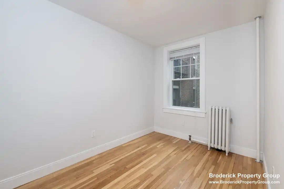 288 Chestnut Hill Ave unit 12A – pohled 4