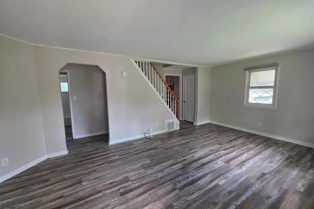 27 Koehler Dr - View 5