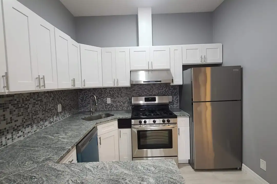 100 Griffith St #3L - View 3