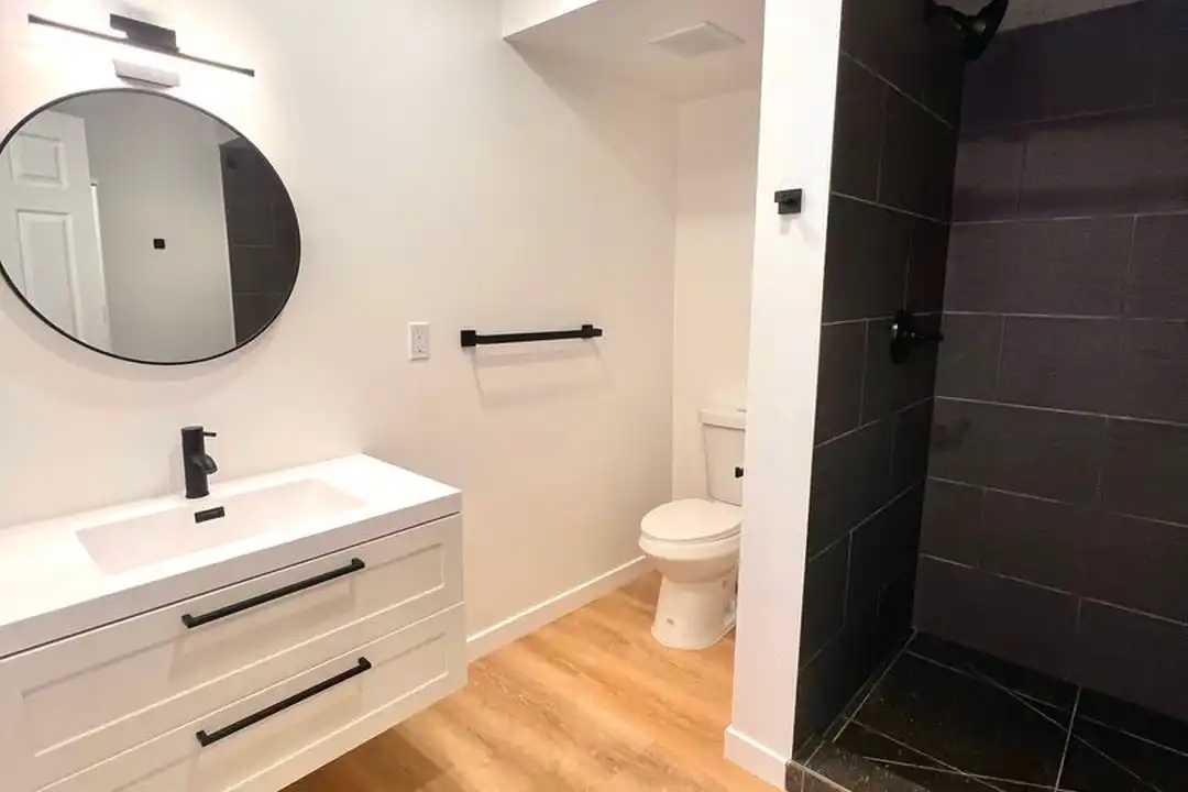 510 E 97th St unit 19 - View 2