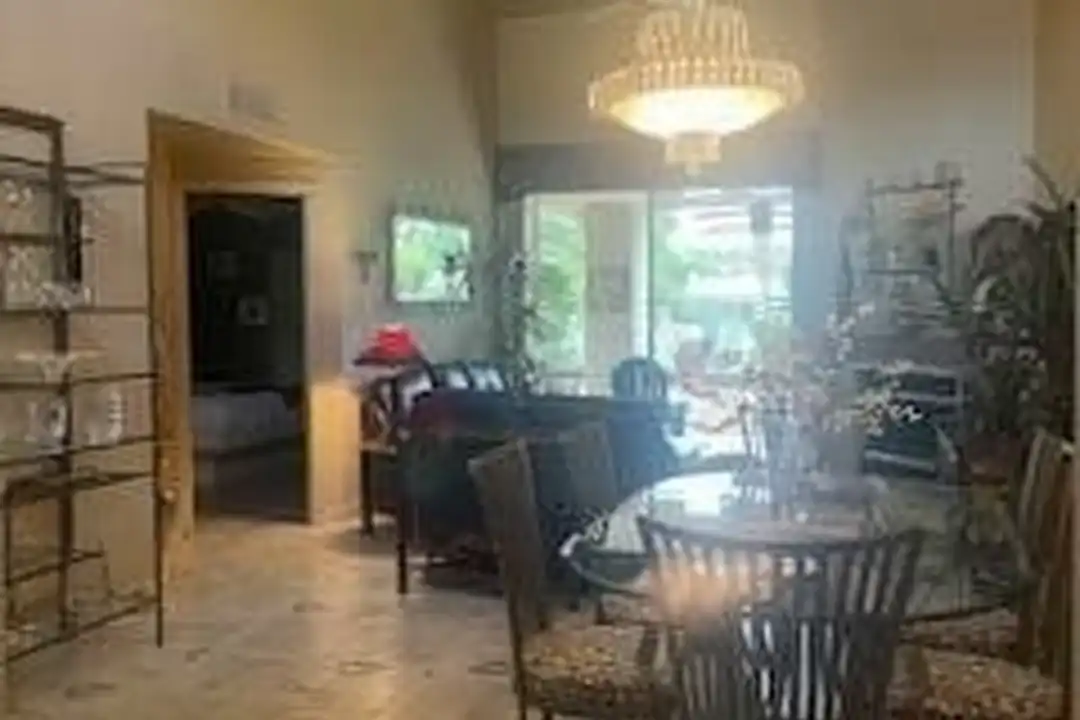 Apartment in Tucson - View 5