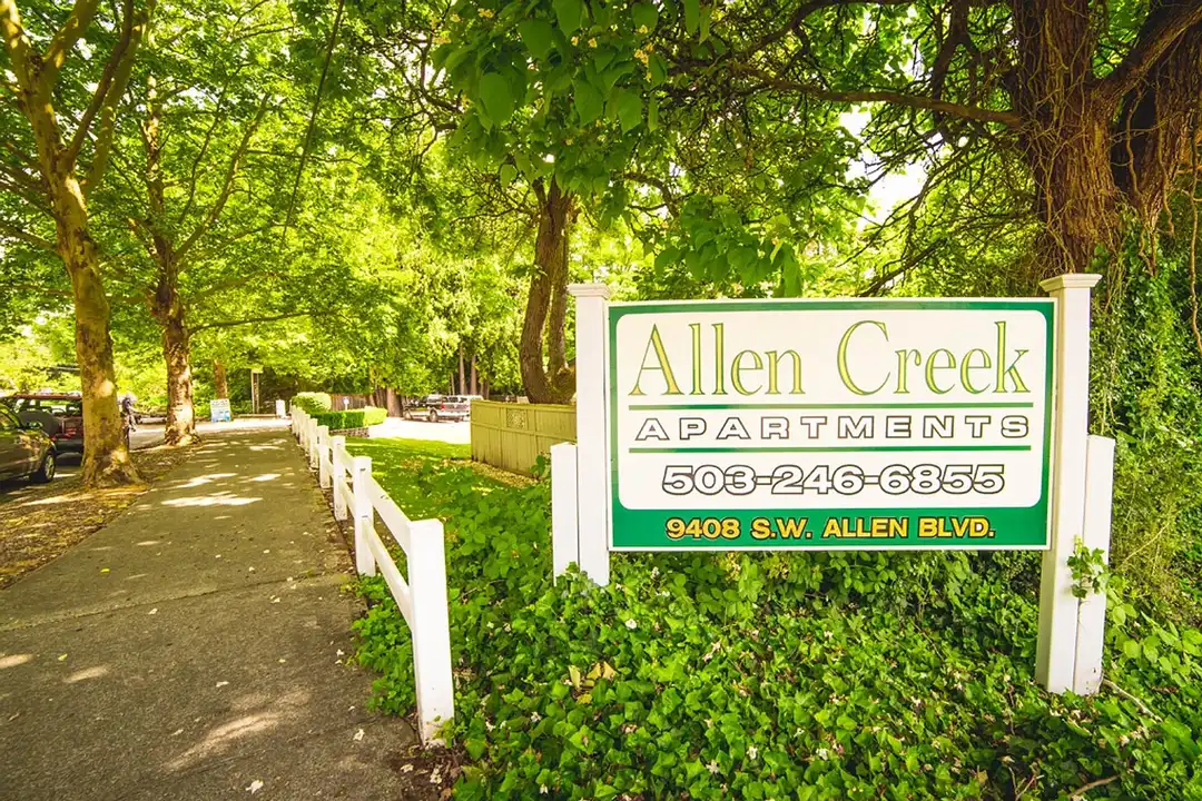 Allen Creek Apartments - Widok 4