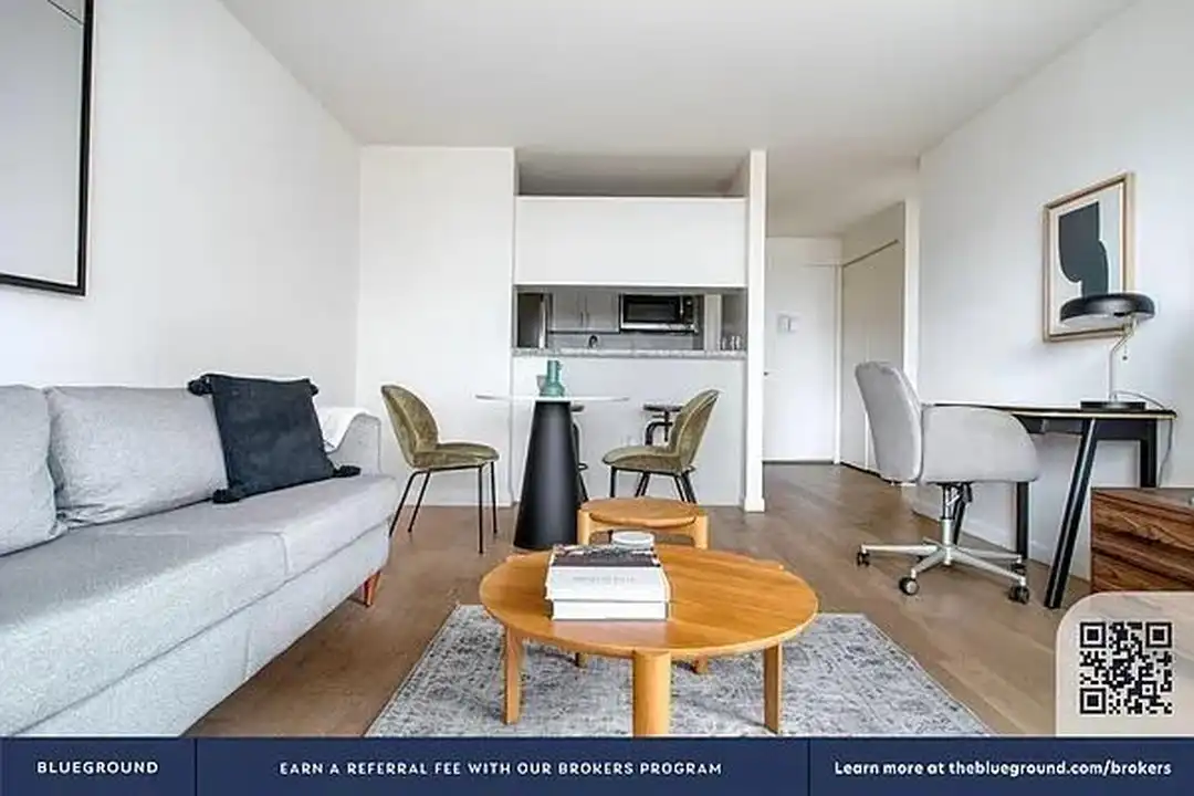 255 W 94th St unit 9I – pohled 4