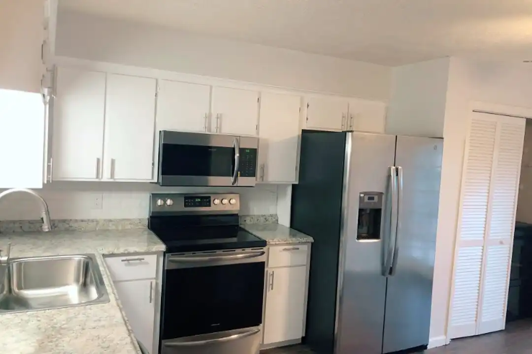2003 Monito Way unit D – photo 1