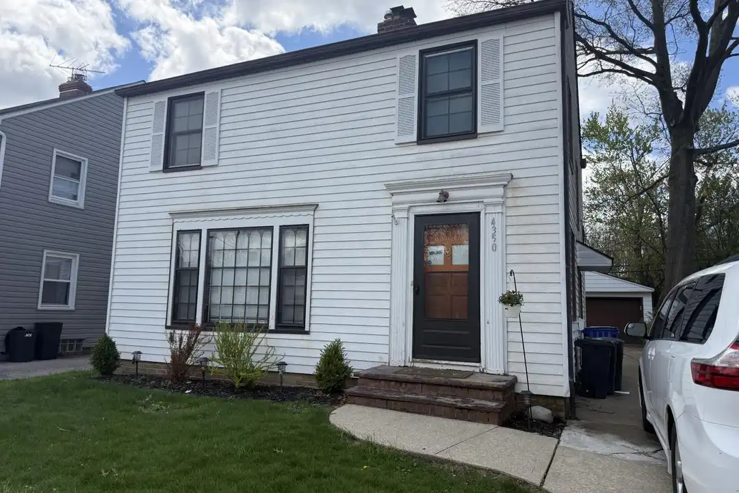 4350 Silsby Rd – photo 1