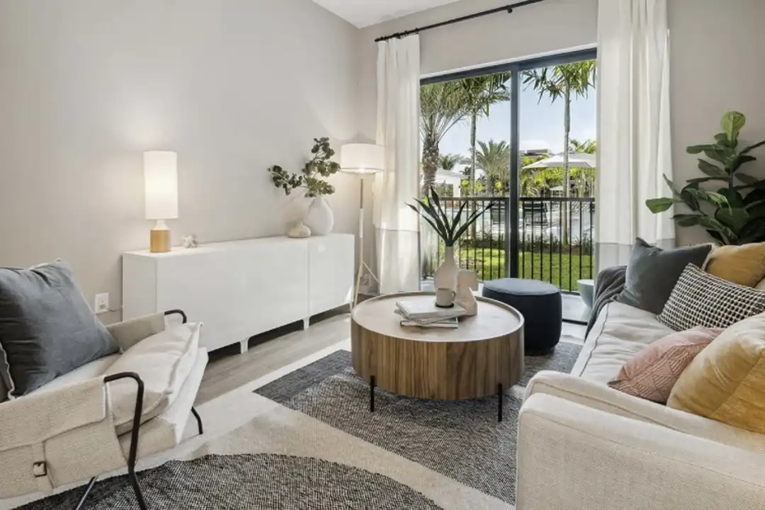 3501 NW 5th St unit 102 - View 6