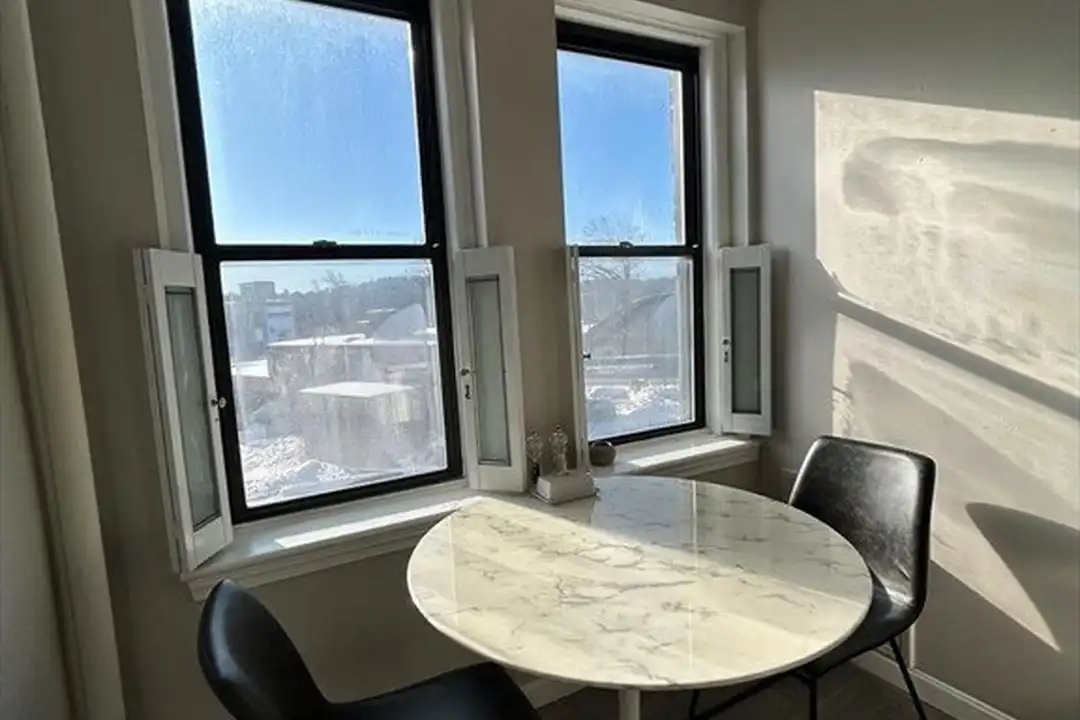 Apartment in Boston - View 3